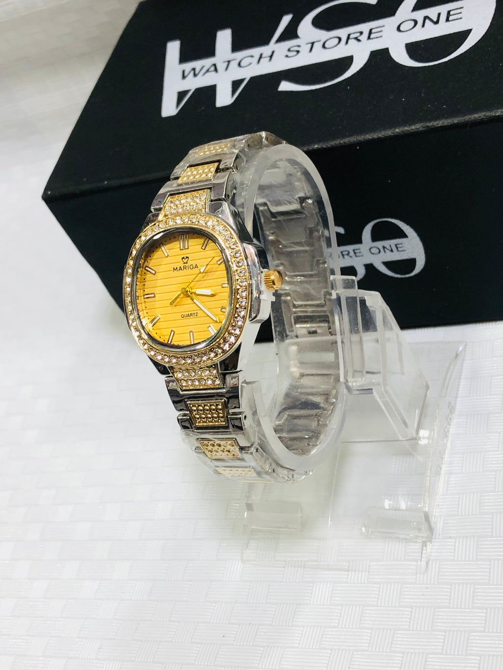 Luxury women watch Totone