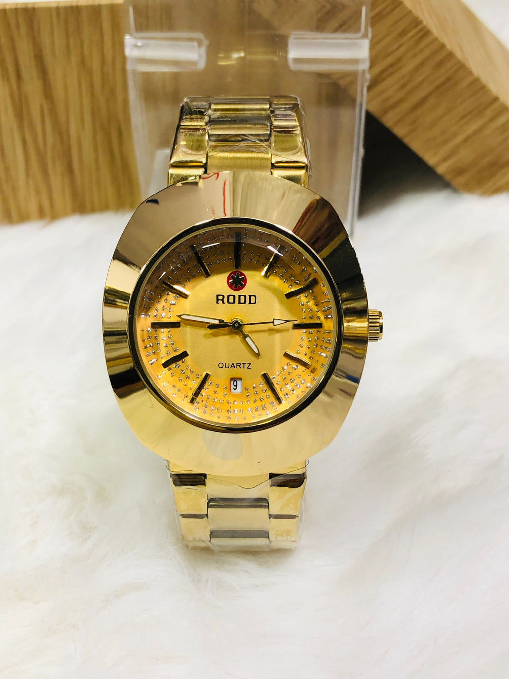 RADO EGG PREMIUM DIAMOND GOLDEN CASE GOLDEN DIAL