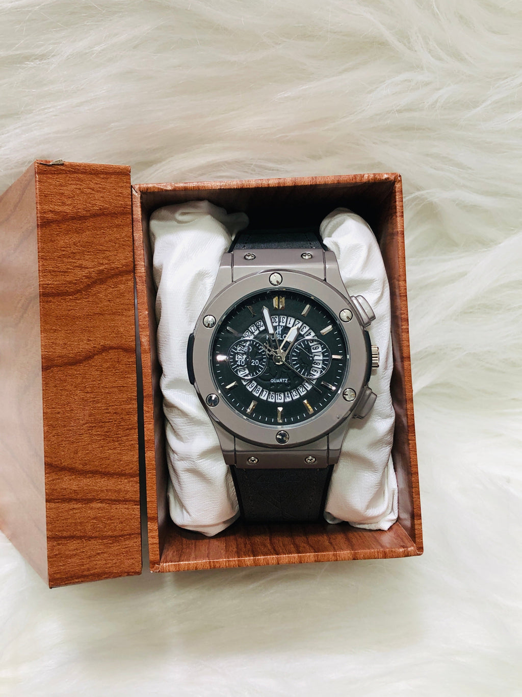 Hublot Strap Date Watch