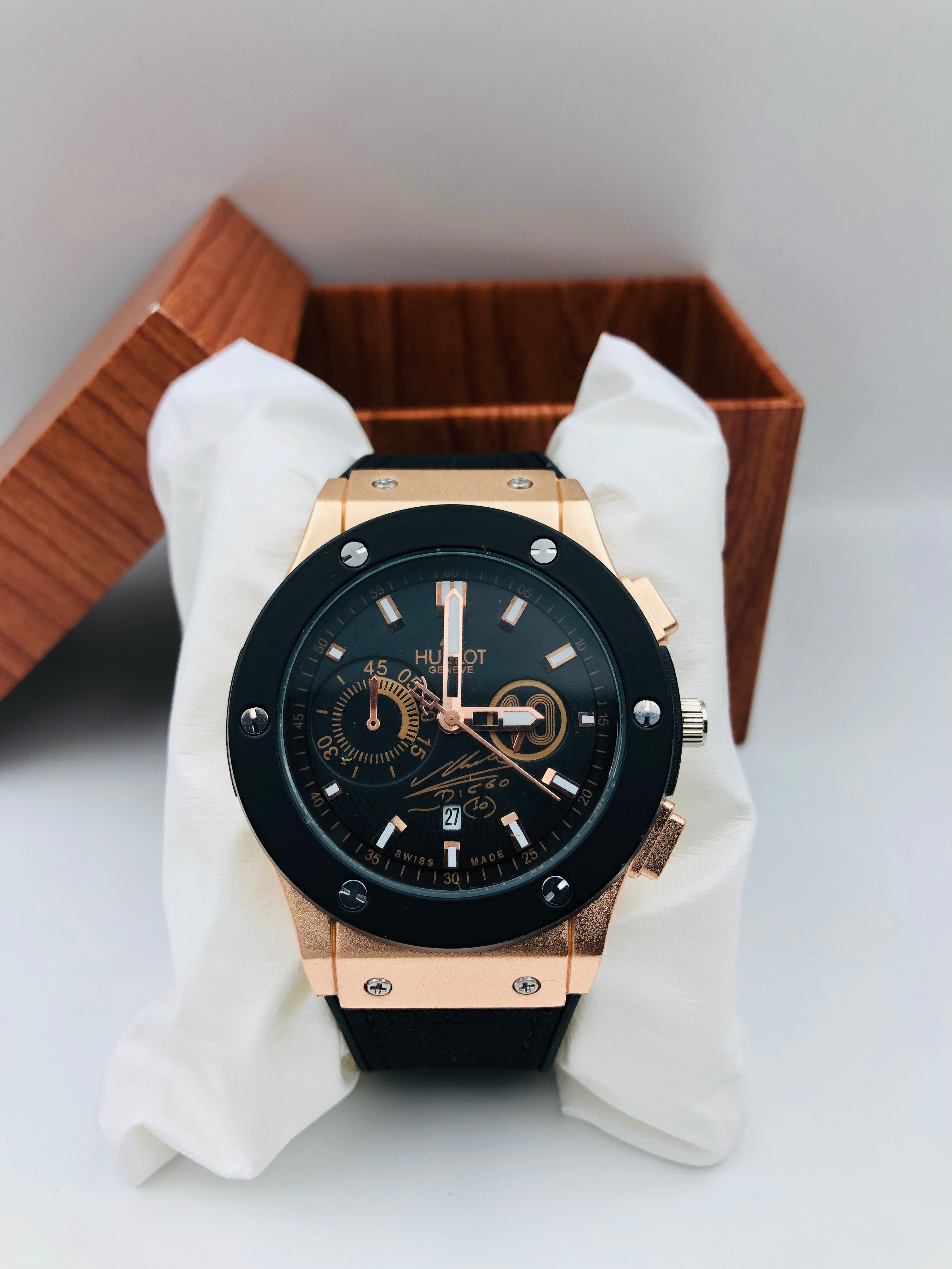 Hublot Strap Date Watch