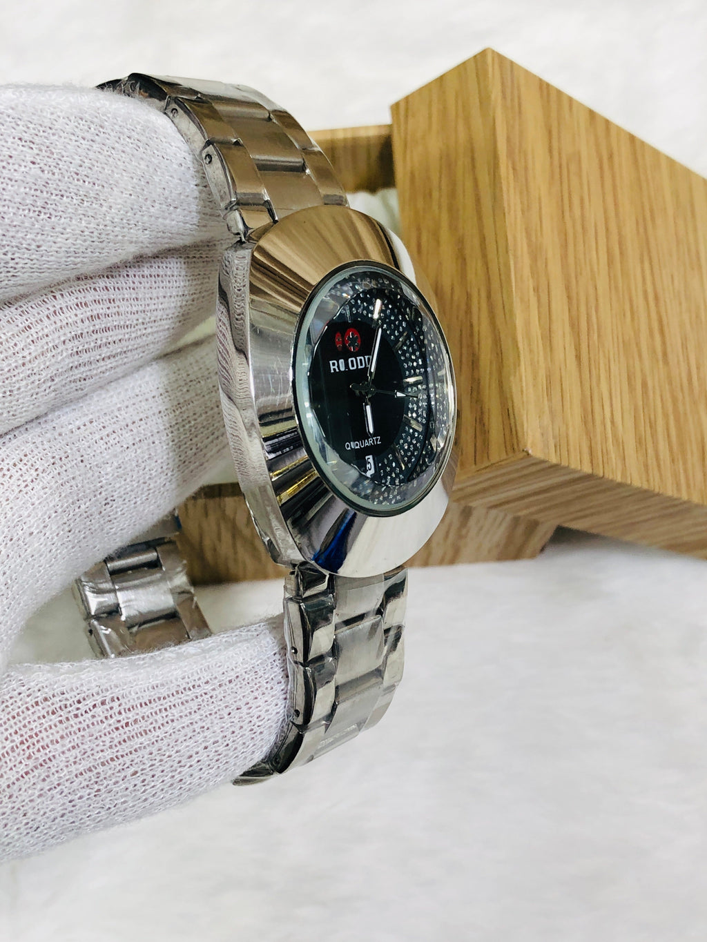 RADO EGG PREMIUM DIAMOND WATCH SILVER CASE BLACK DIAL