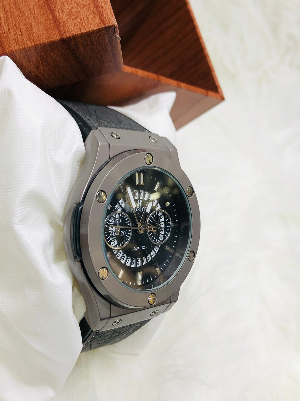 Hublot Strap Date Watch