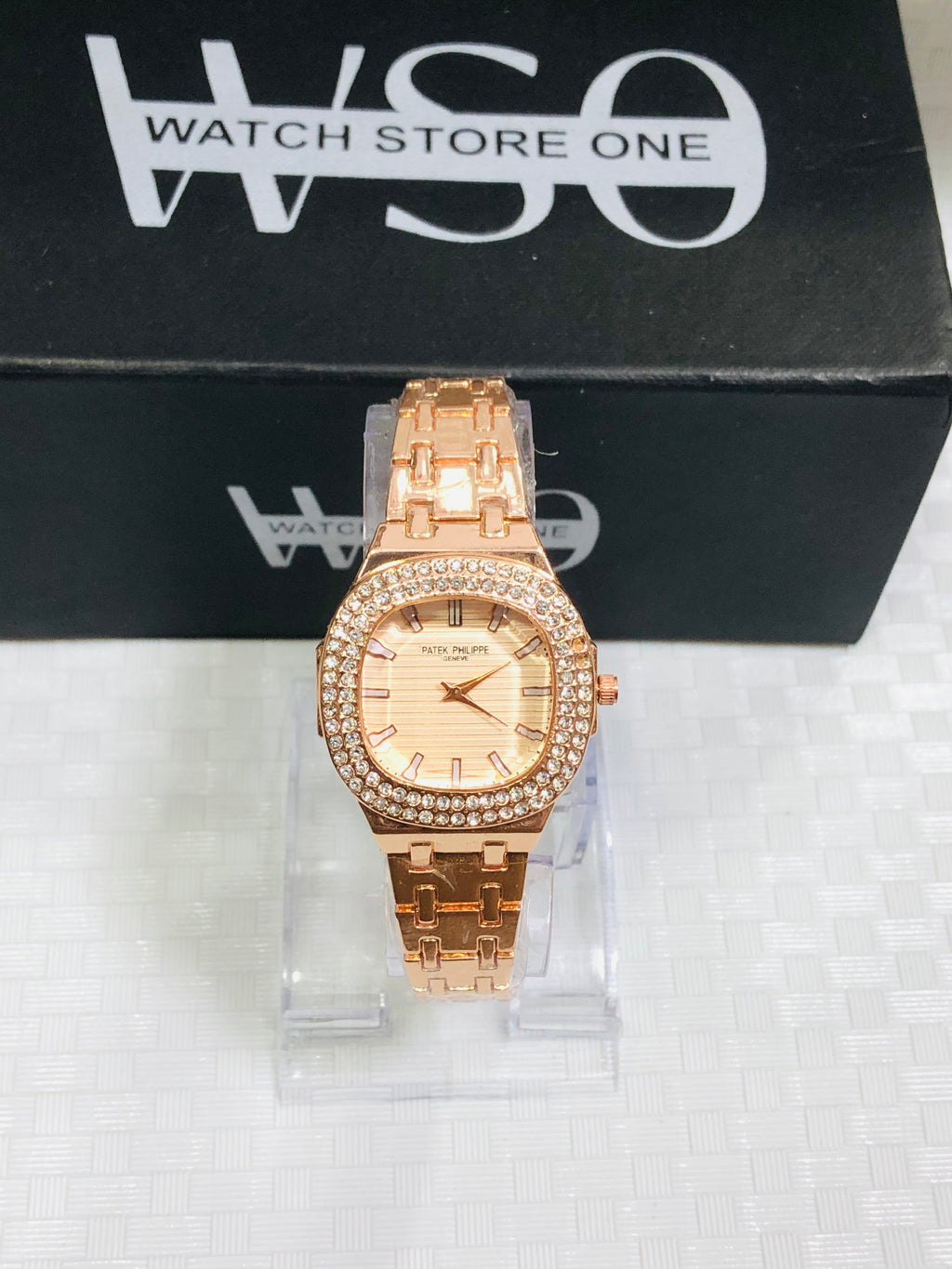 petek philip female Rose gold watch