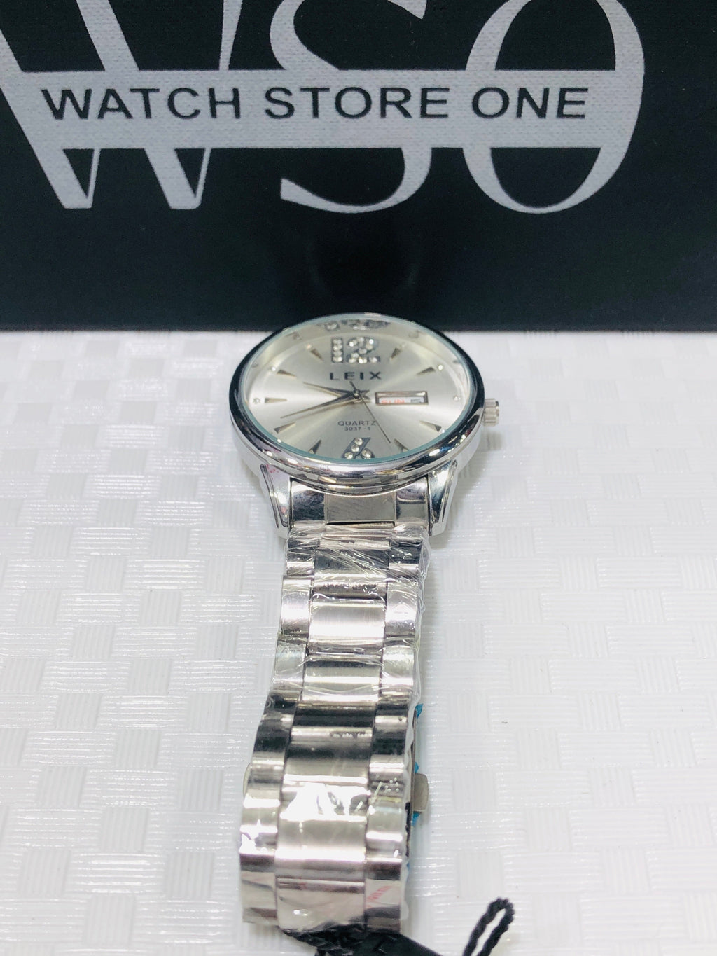 LEIX DAY DATE ORIGNAL WATCH > 6 Colour