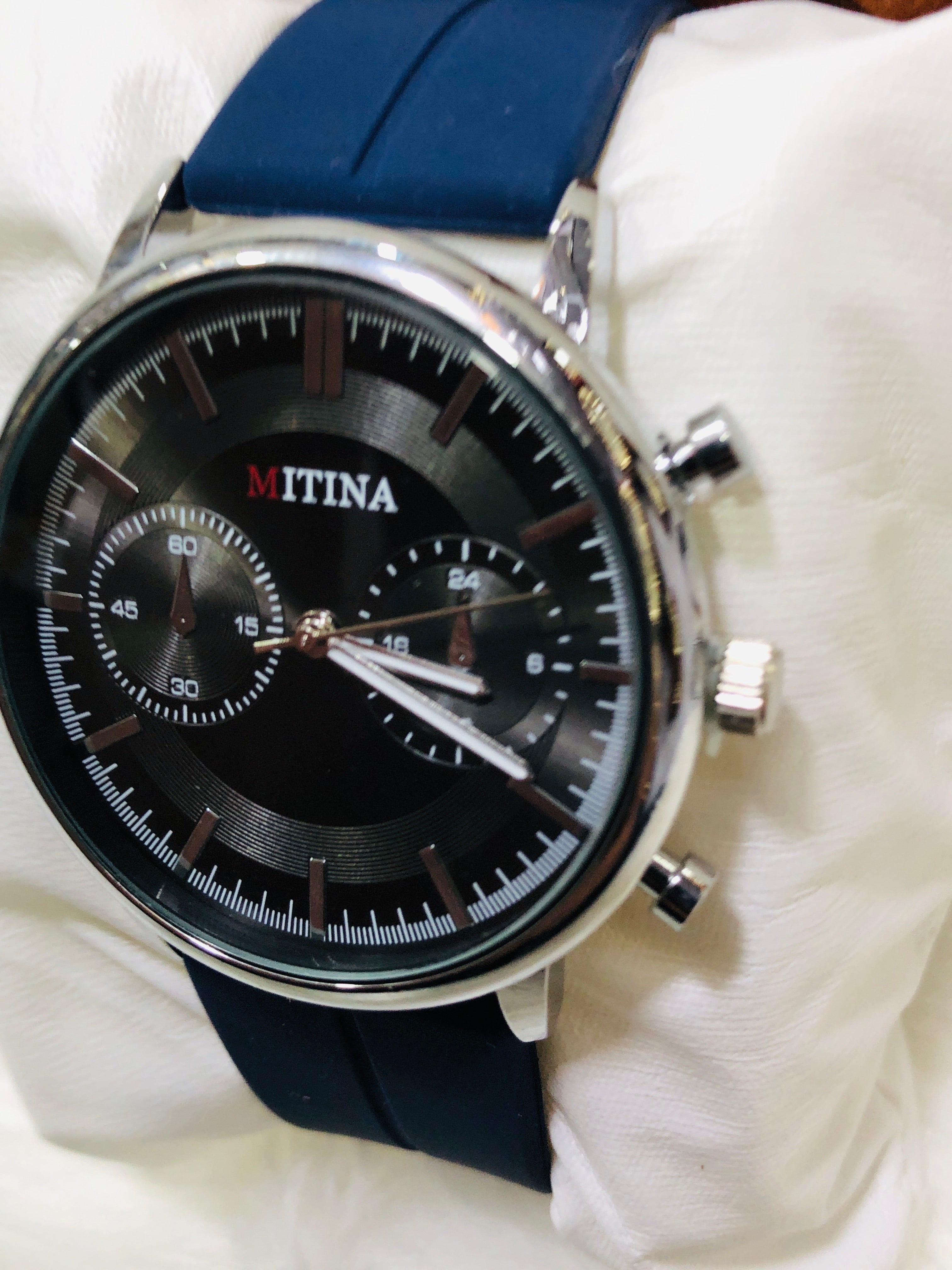 Mitina Round Dial Silicone Strap - New Premium Watch